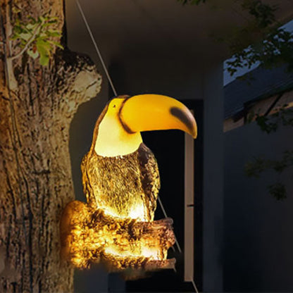 Solar Animal Garden Light – Owl, Chameleon, Toucan or Raccoon Decorative Outdoor Lamp