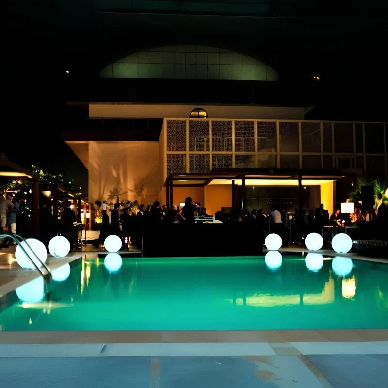 Solar garden ball light – 16 colors with remote control