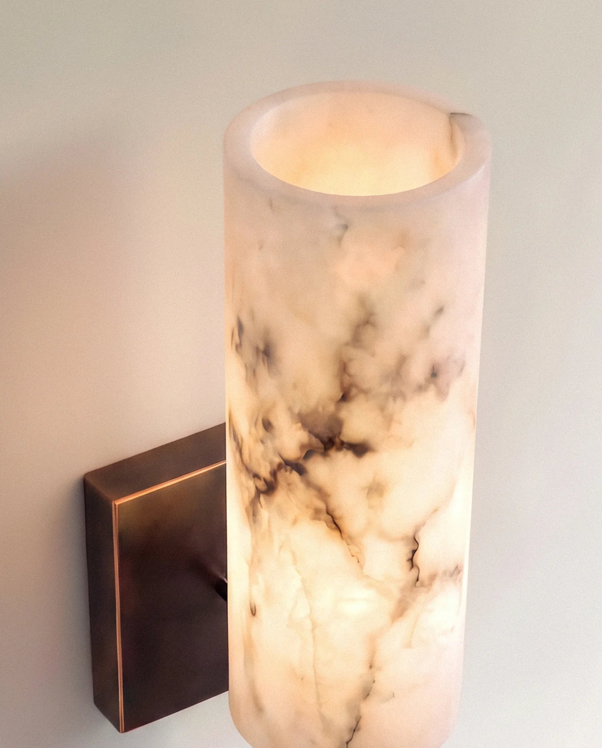Ansu Alabaster Wall Lamp