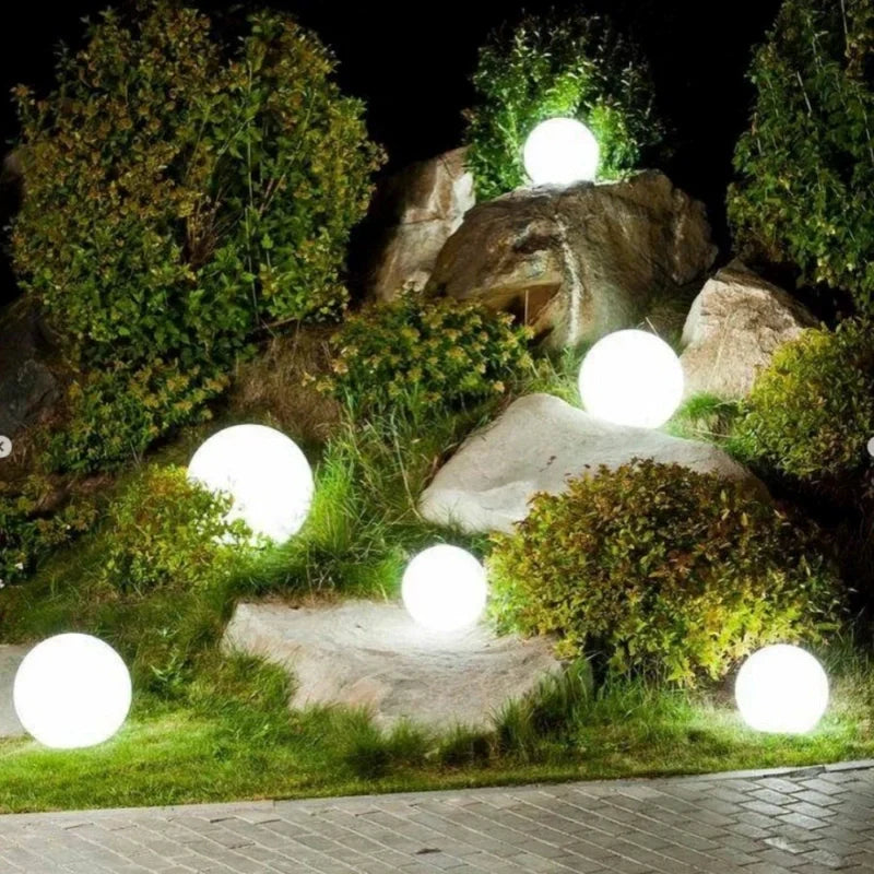 Solar garden ball light – 16 colors with remote control