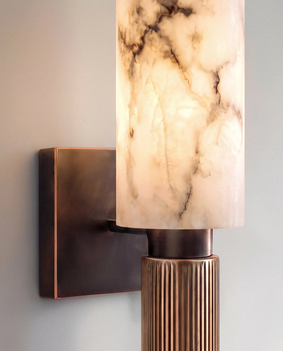 Ansu Alabaster Wall Lamp