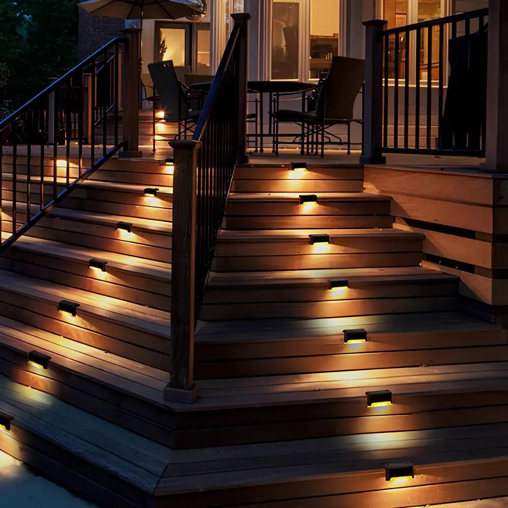 Solar-powered LED stair lighting with automatic outdoor illumination