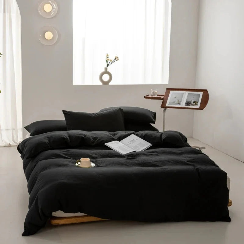 Elegant Quilt and Pillowcase Set