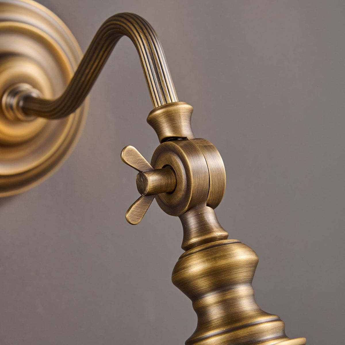 Addison Gooseneck Wall Lamp