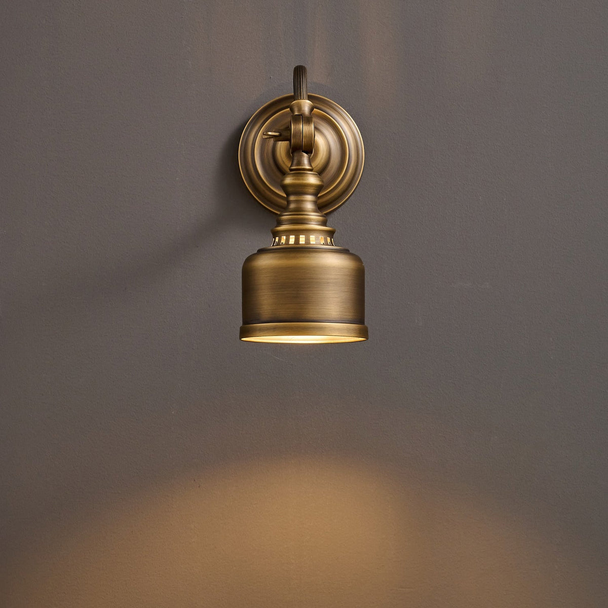 Addison Gooseneck Wall Lamp