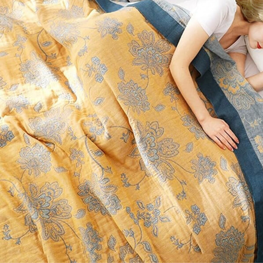 Elegant, cozy floral-patterned blanket for all seasons