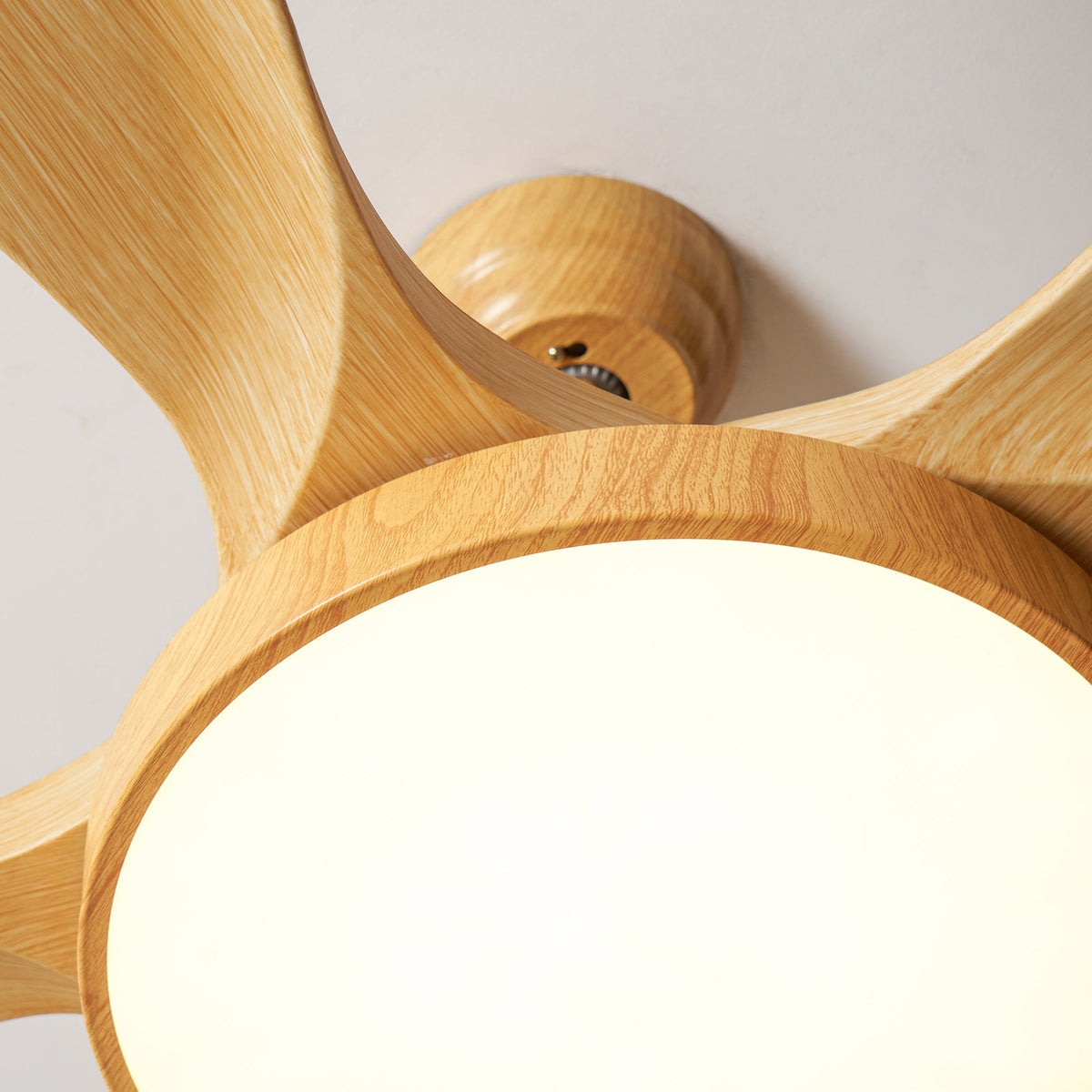 52 Inch Ceiling Fan with Light – Wood-Effect & Brass, 132cm, Warm LED, Remote Control