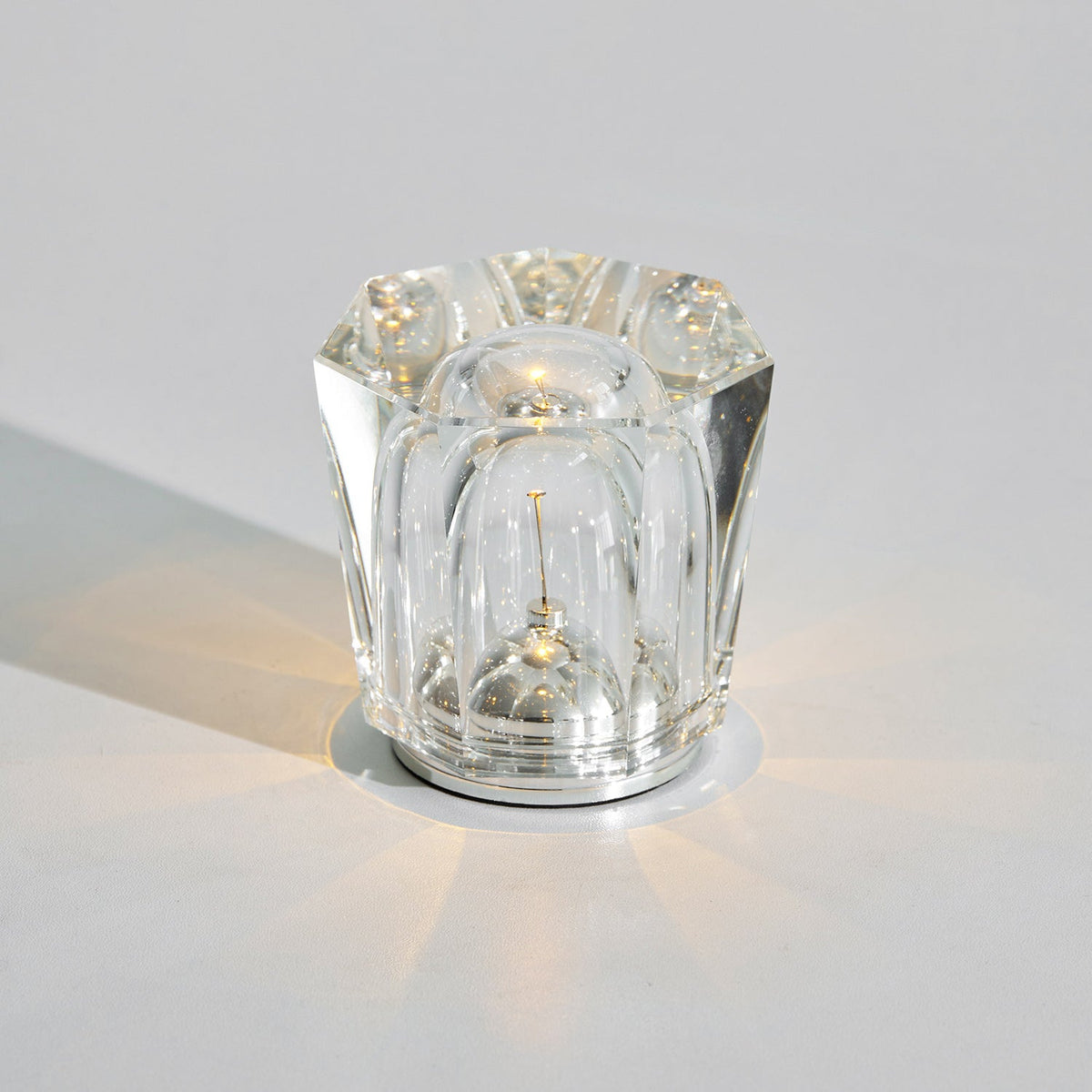 Crystal Diamond Table Lamp (built-in battery)