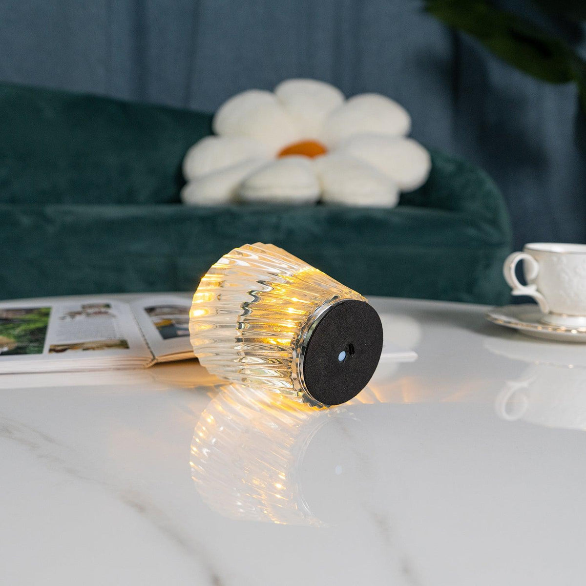 Crystal Diamond Table Lamp (built-in battery)