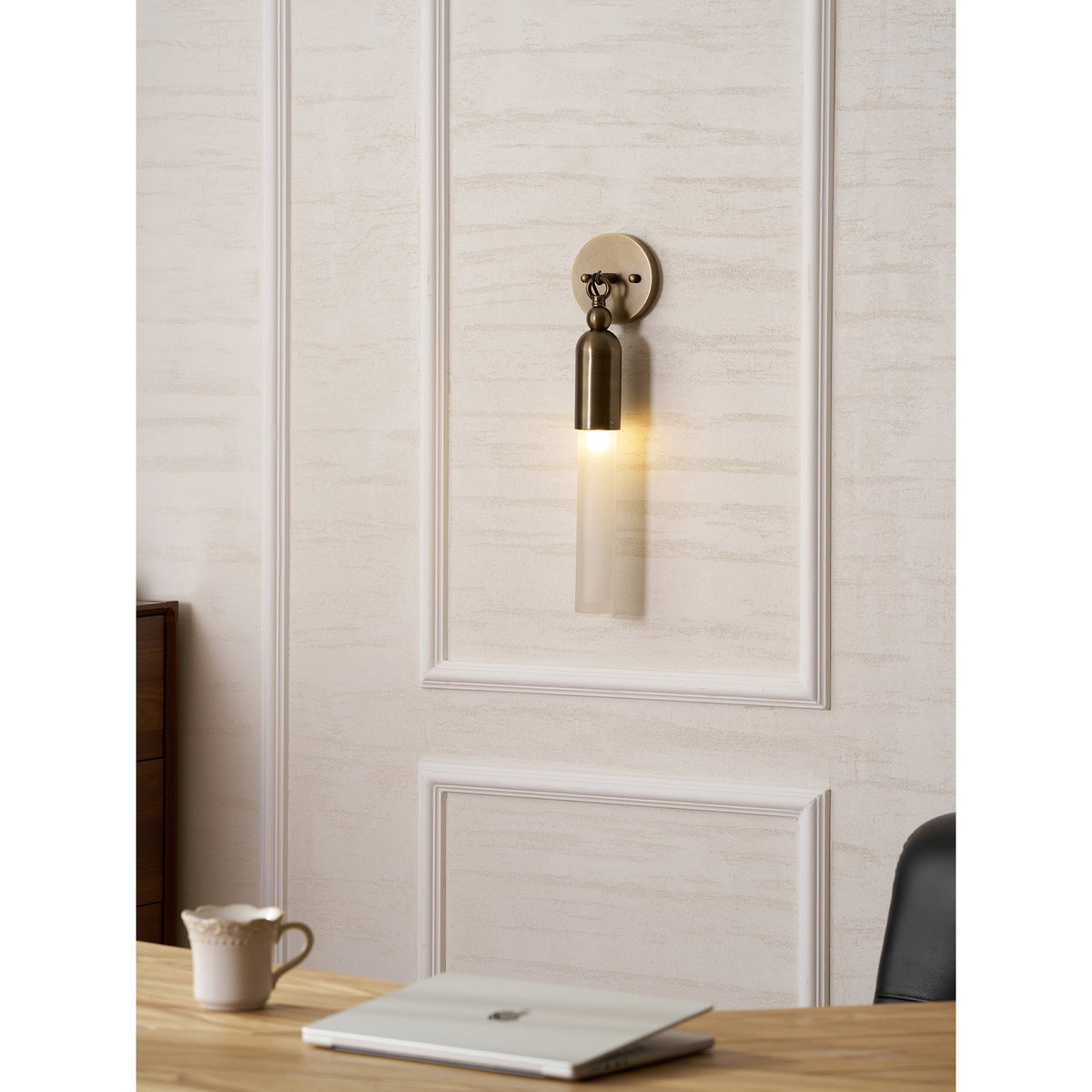 Darby Wall Lamp