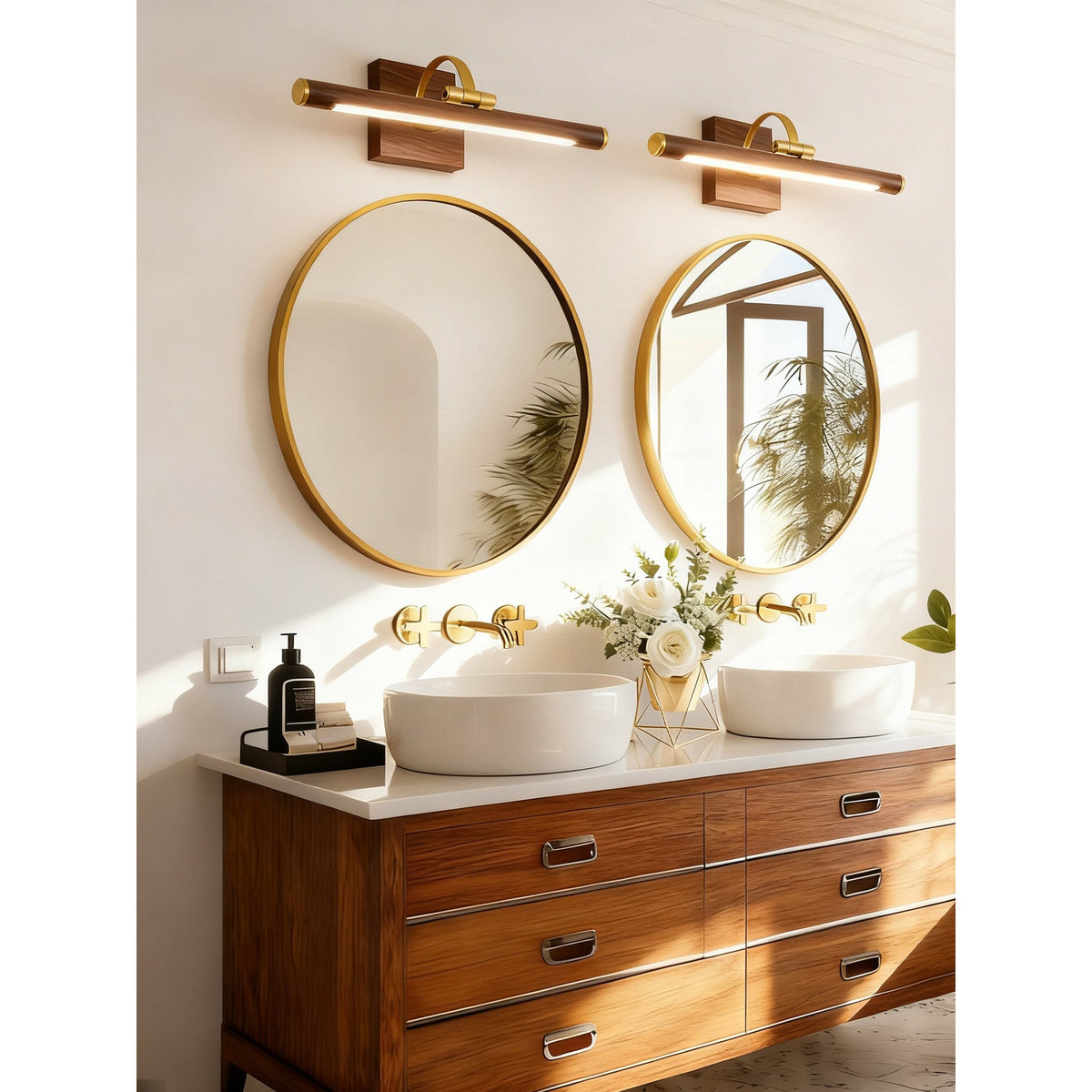 Elowen Wall Lamp