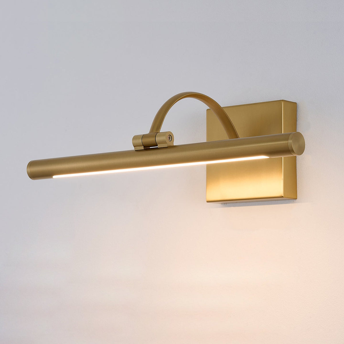Elowen Wall Lamp