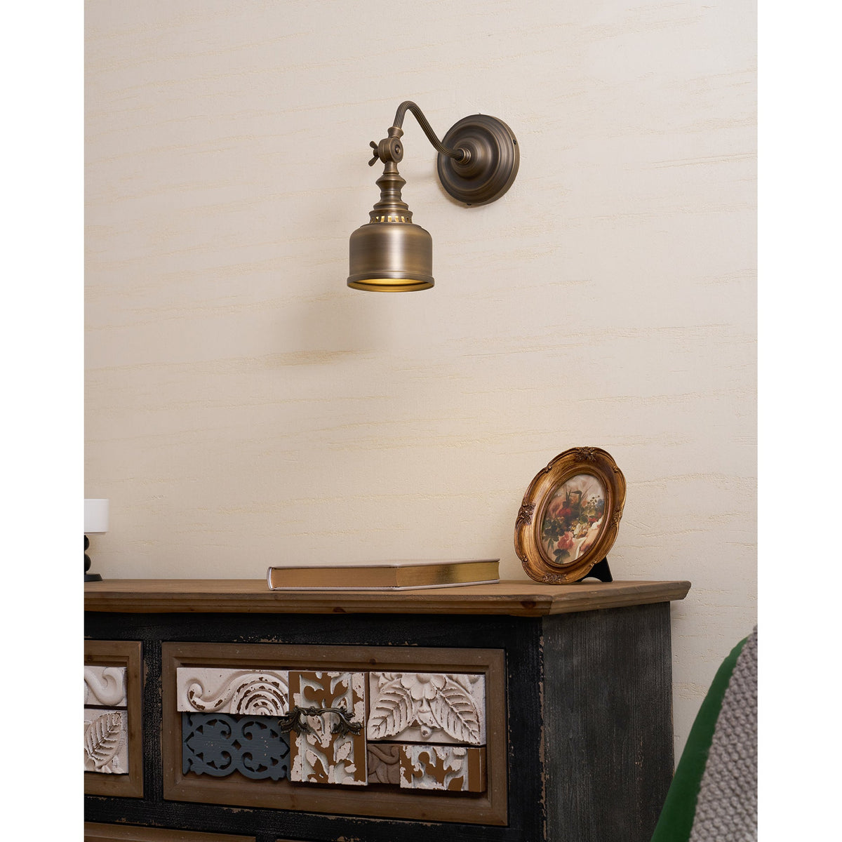 Addison Gooseneck Wall Lamp