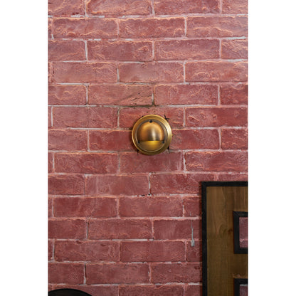 Hardy Wall Lamp