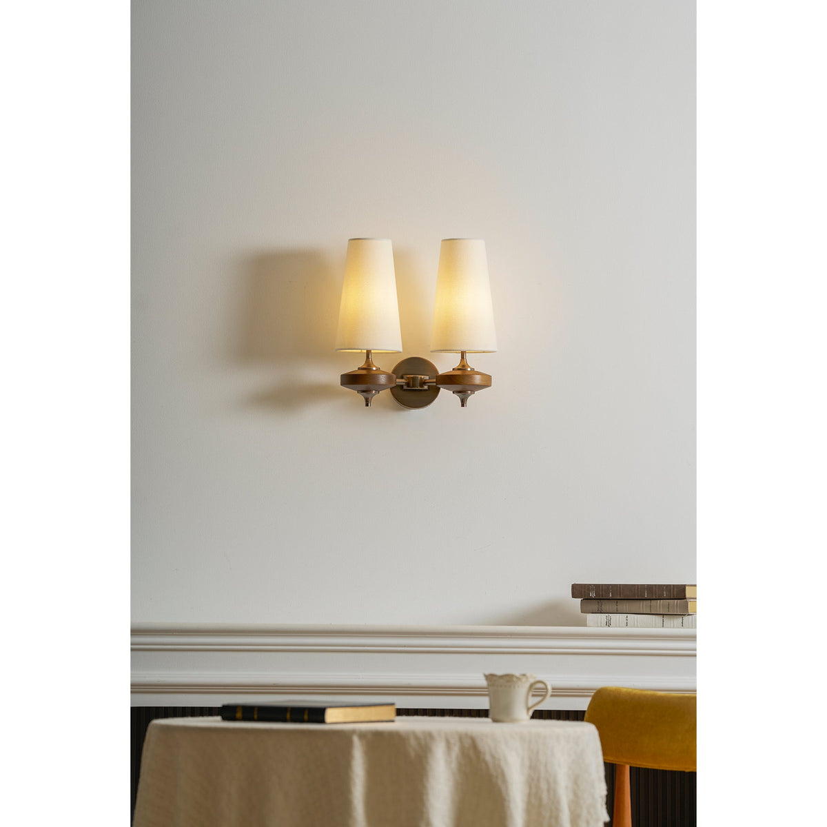 Hour Rho Wall Lamp