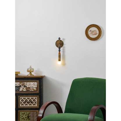 Toam Wall Lamp