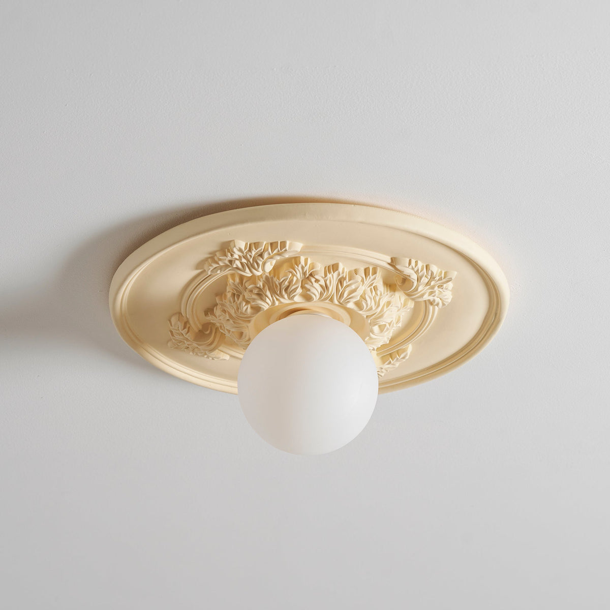 Liila Ceiling Light