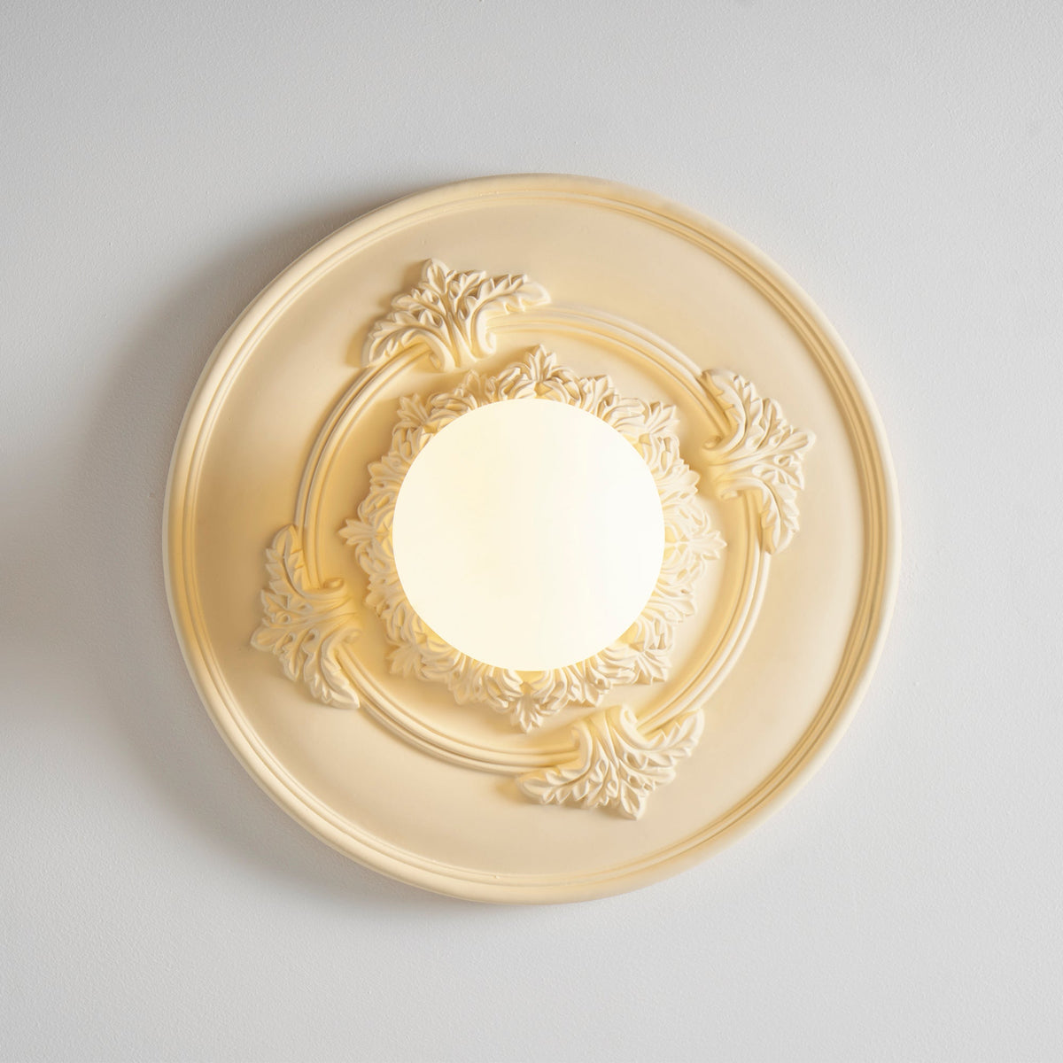 Liila Ceiling Light