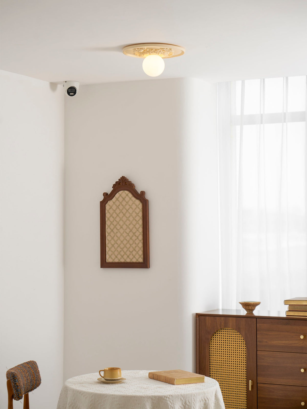 Liila Ceiling Light