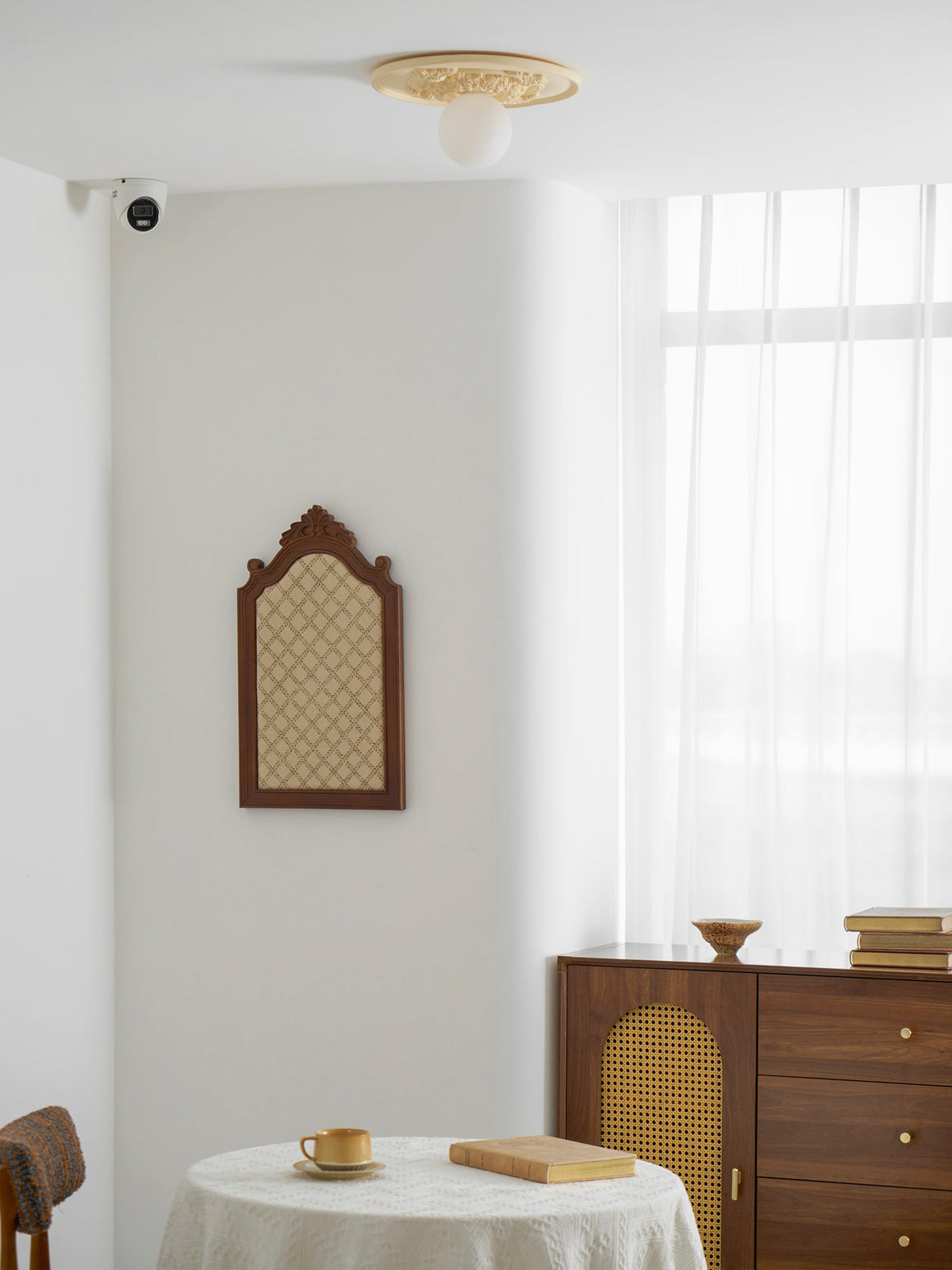 Liila Ceiling Light