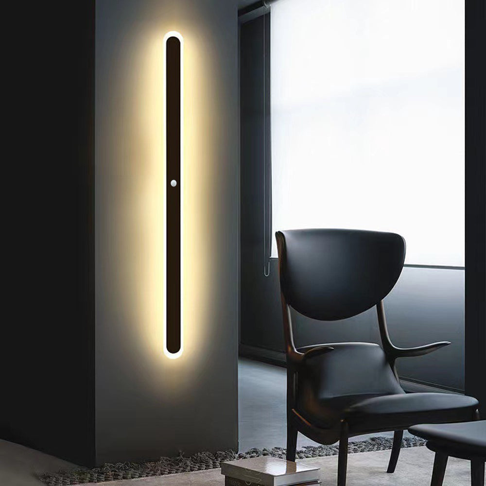 Decorative dimmable linear LED lamp for outdoor lighting - Designed for patio and corridor lighting