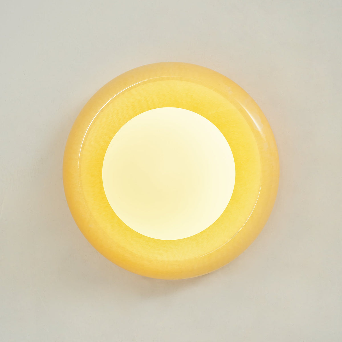 Novi Onyx Wall Lamp