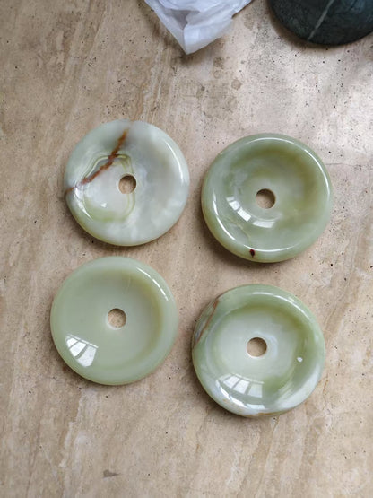 Novi Onyx Wall Lamp