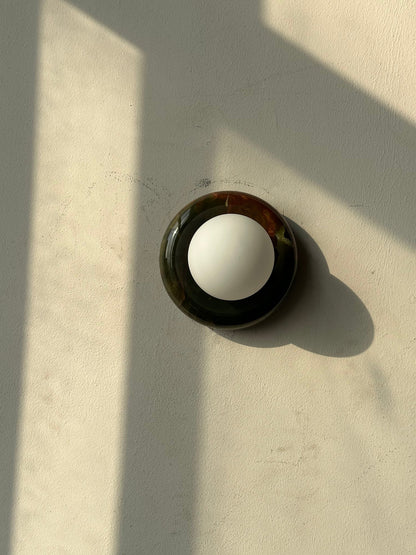 Novi Onyx Wall Lamp