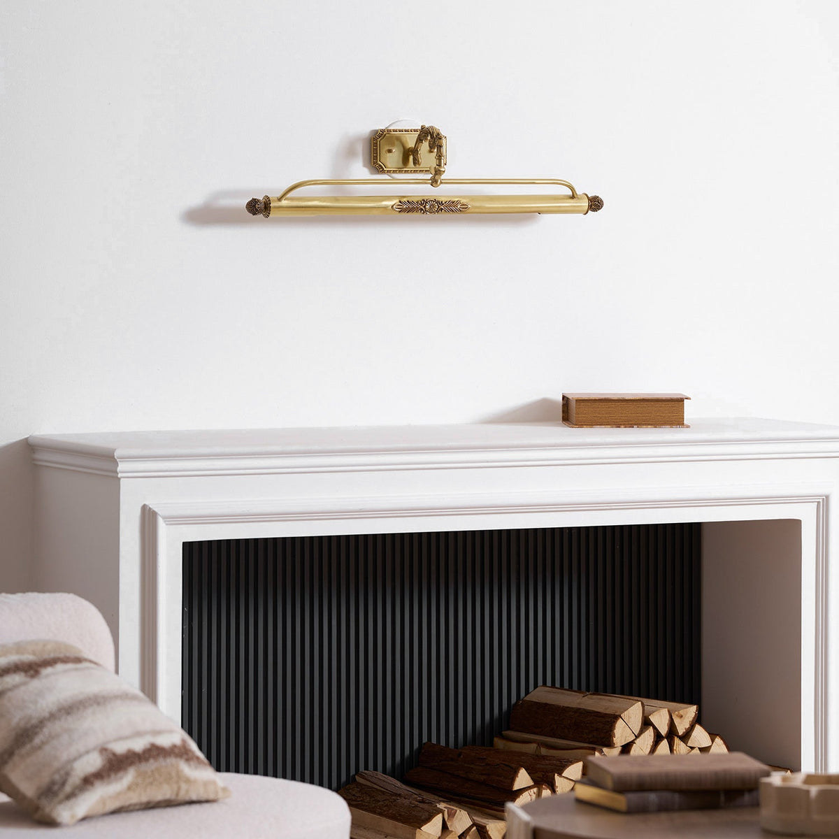 Pania Brass Wall Lamp