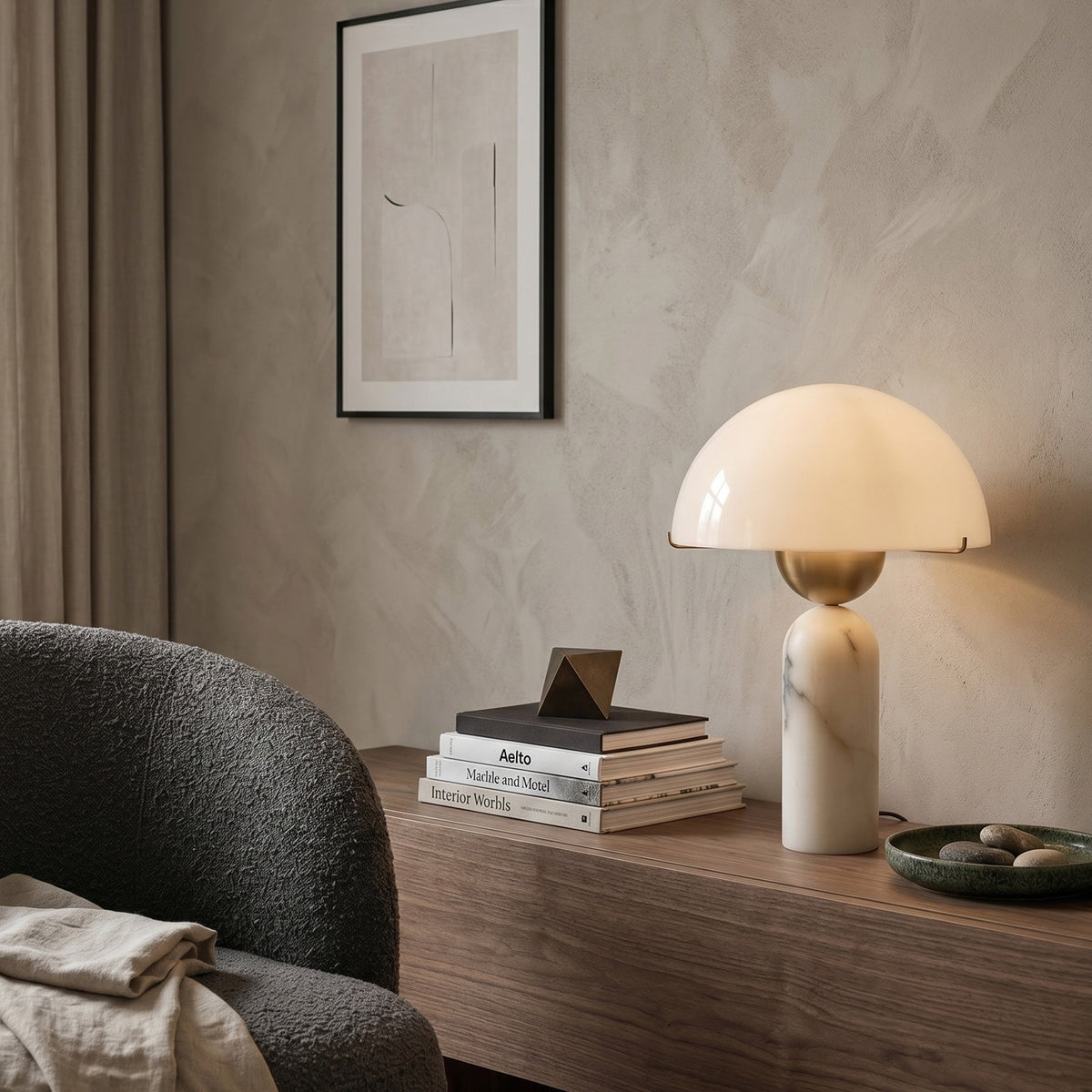 Peono Alabaster Table Lamp