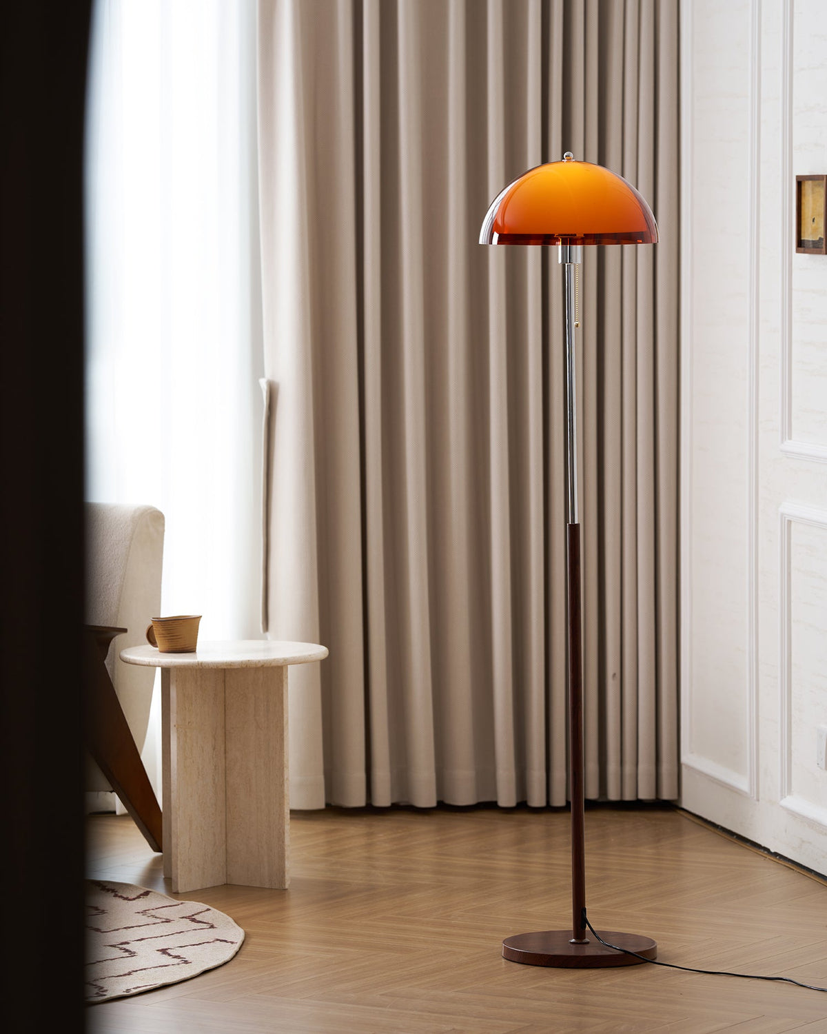 Wooden Floor Lamp – Walnut & Amber Glass Mid-Century Standing Lamp, 153cm, UK Plug