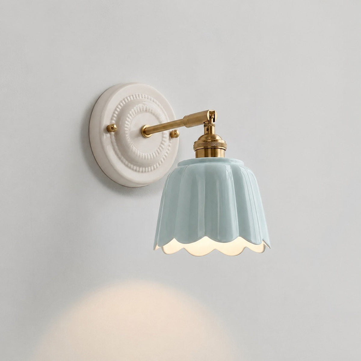 Sidney Vintage Flower Ceramic Wall Sconce