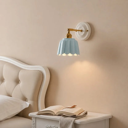 Sidney Vintage Flower Ceramic Wall Sconce