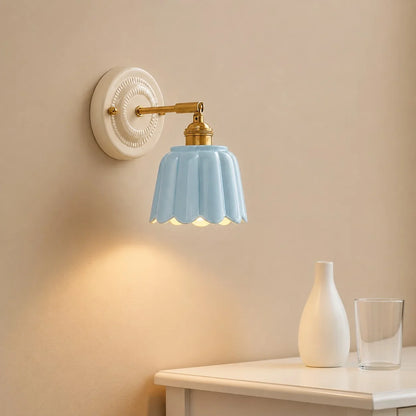 Sidney Vintage Flower Ceramic Wall Sconce