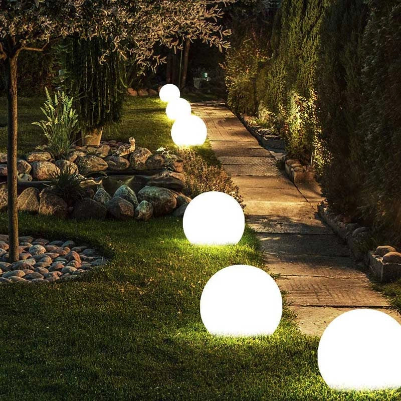 Solar garden ball light – 16 colors with remote control