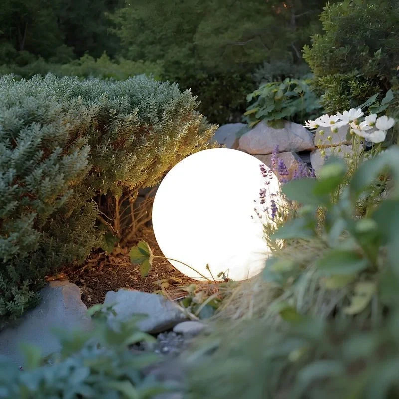 Solar garden ball light – 16 colors with remote control