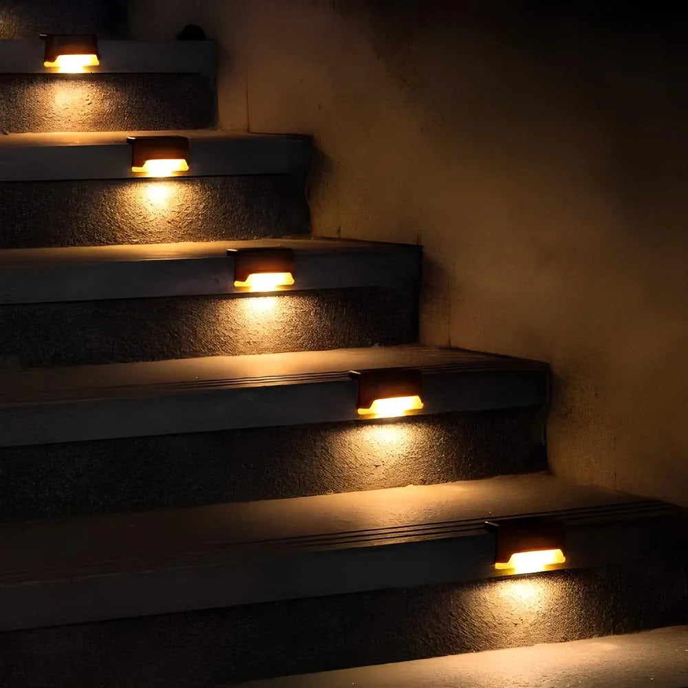 Solar-powered LED stair lighting with automatic outdoor illumination