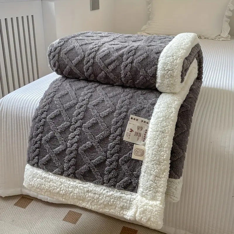 Soft Double-Sided Sherpa Fleece Blanket