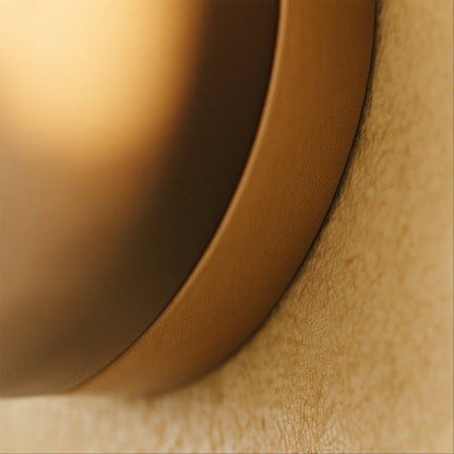 Lugna Wall Lamp