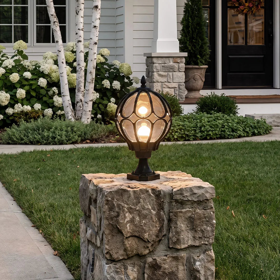 Outdoor Globe Pillar Lights Retro Glass Globe Copper Fence Post Light