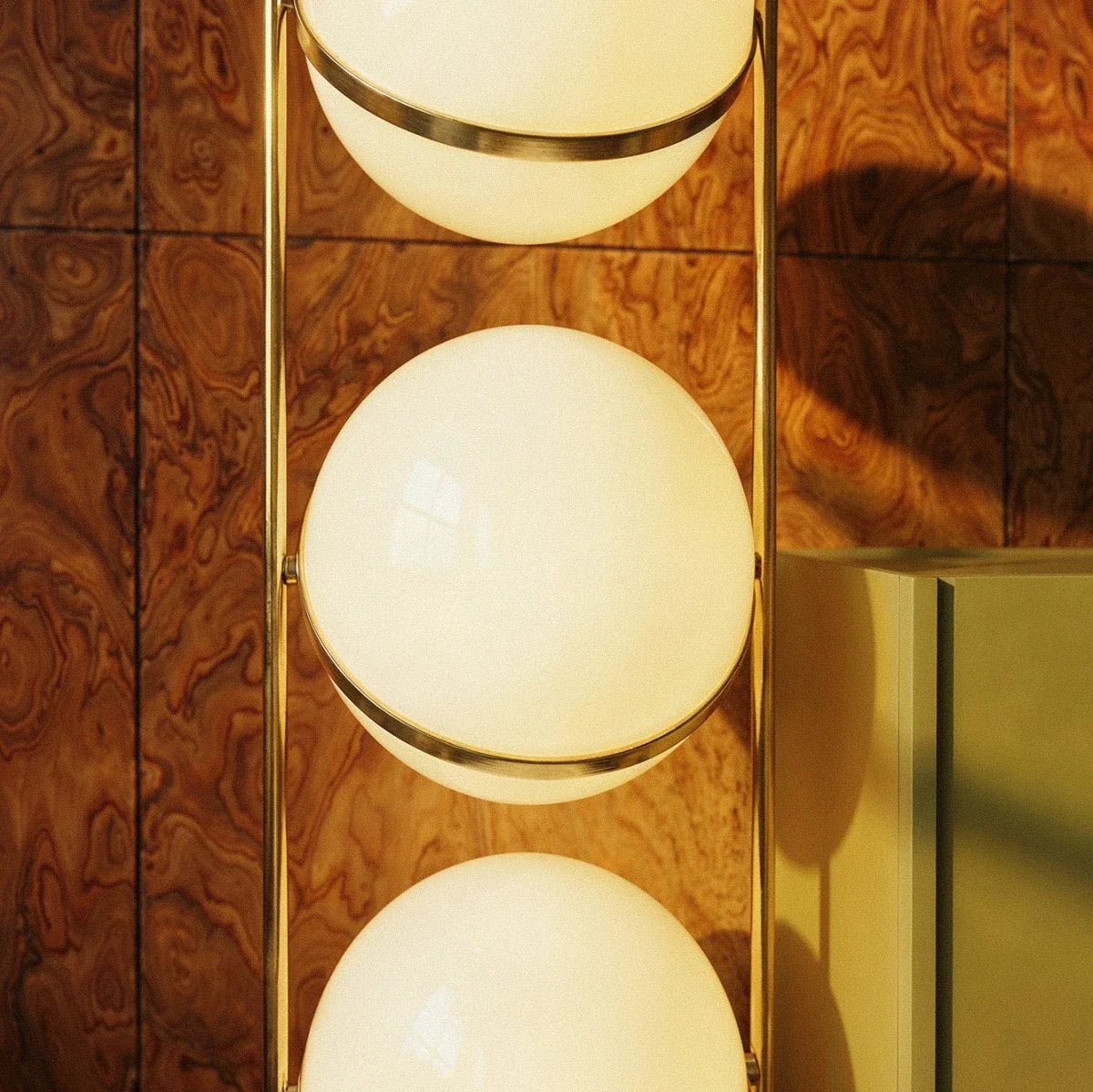 Rasu Floor Lamp