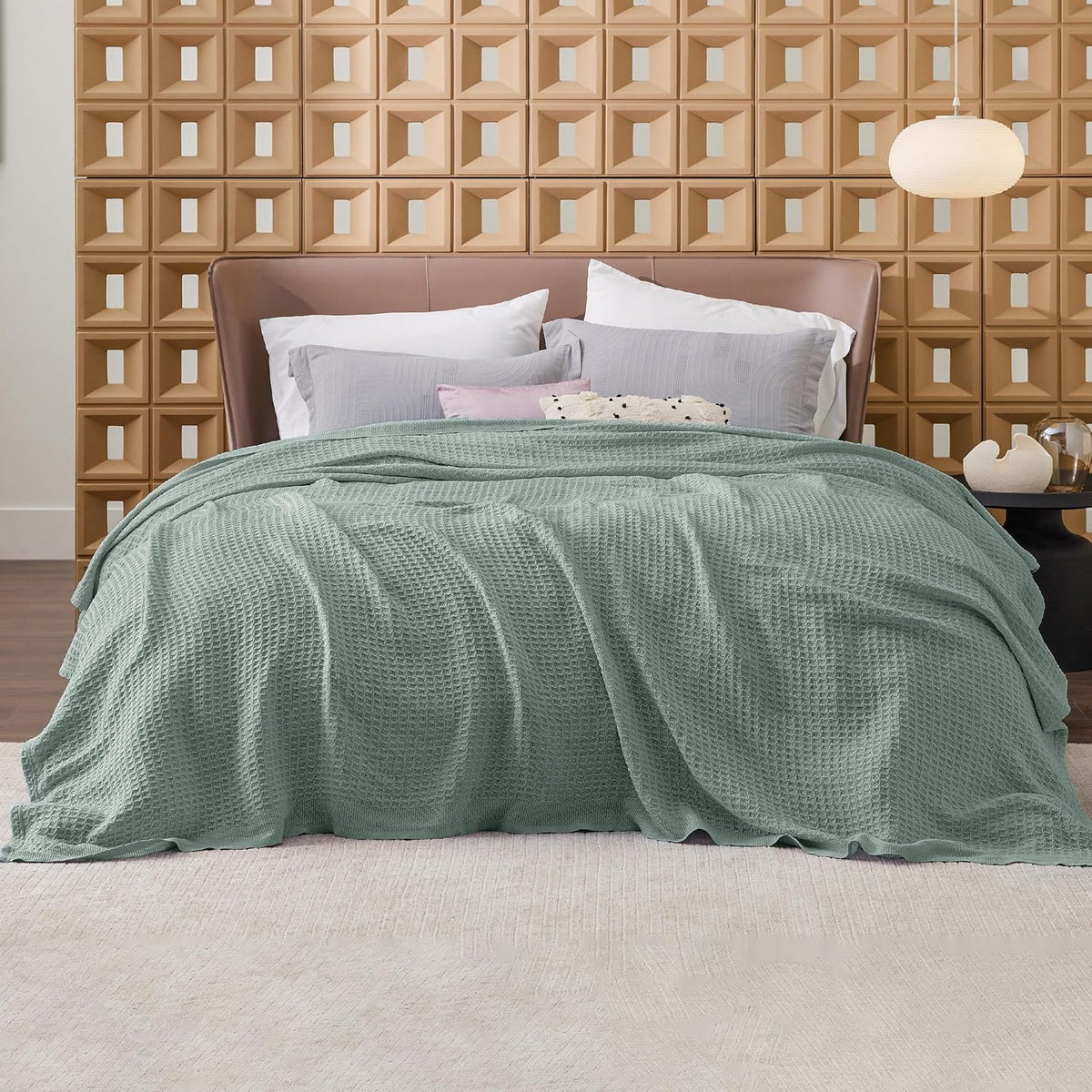 Cozy Haven | 100% Cotton Queen Blanket with Cooling Waffle Weave | Soft & Breathable for Summer Comfort