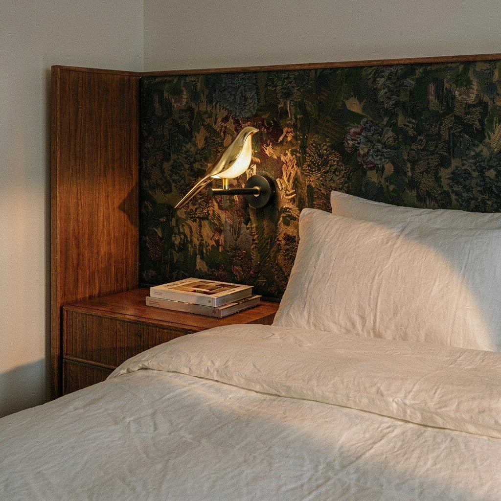 Swallow Wall Lamp